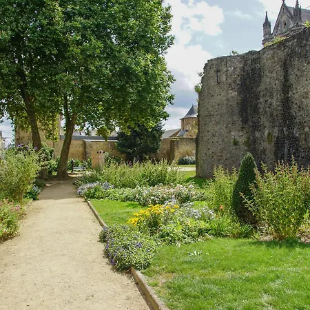 Maison 3 Face A La Cathedrale Ferienhaus
