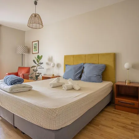 Ferienhaus Maison 3 Face A La Cathedrale